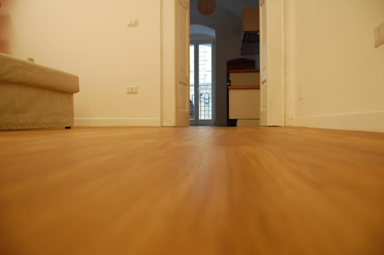 Central Suite Apartment Bari Bagian luar foto