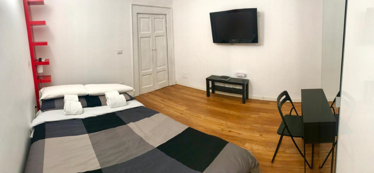 Central Suite Apartment Bari Bagian luar foto